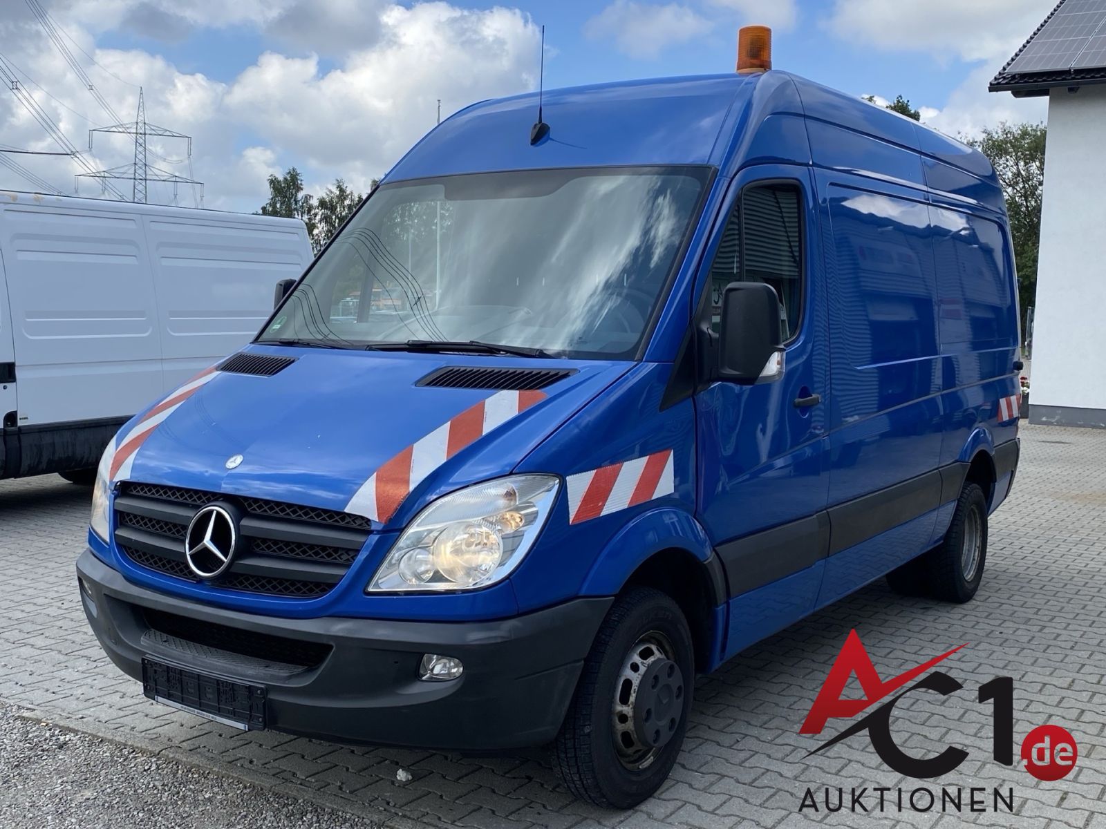 MB Sprinter 316 CDI Kasten mit Regaleinbauten